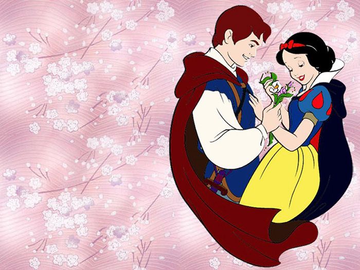 Белоснежка с принцем жили счастливо и радостно