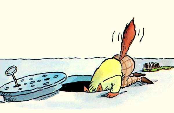 он сдвинул крышку водосточной канавы и спустился в яму